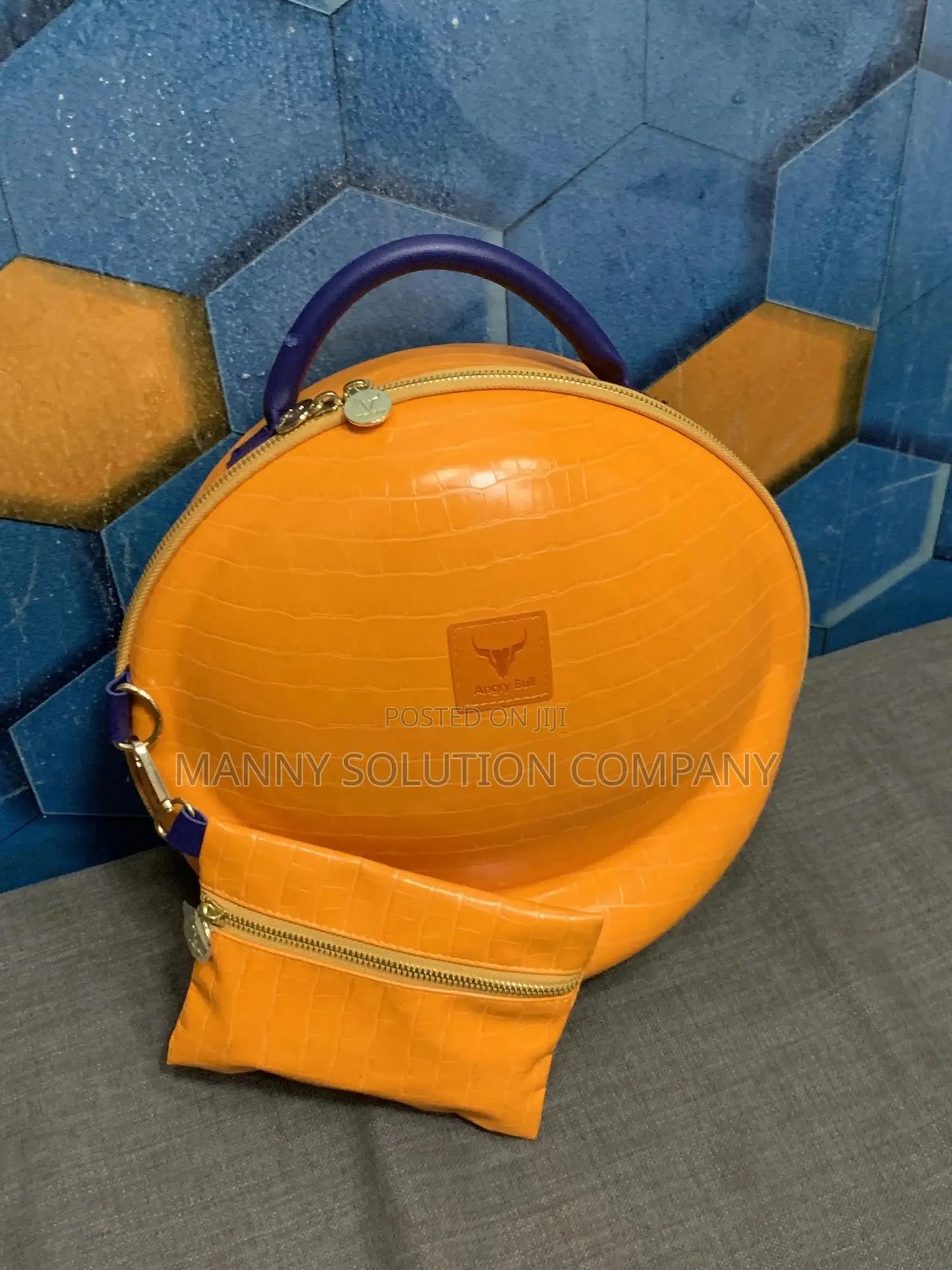 Angry Bull sac en cuir pour Onyx Studio 7