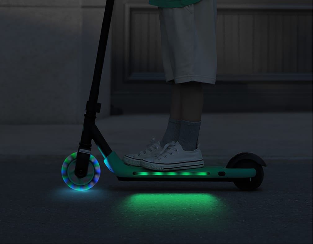 NINEBOT EKICKSCOOTER ZING A6