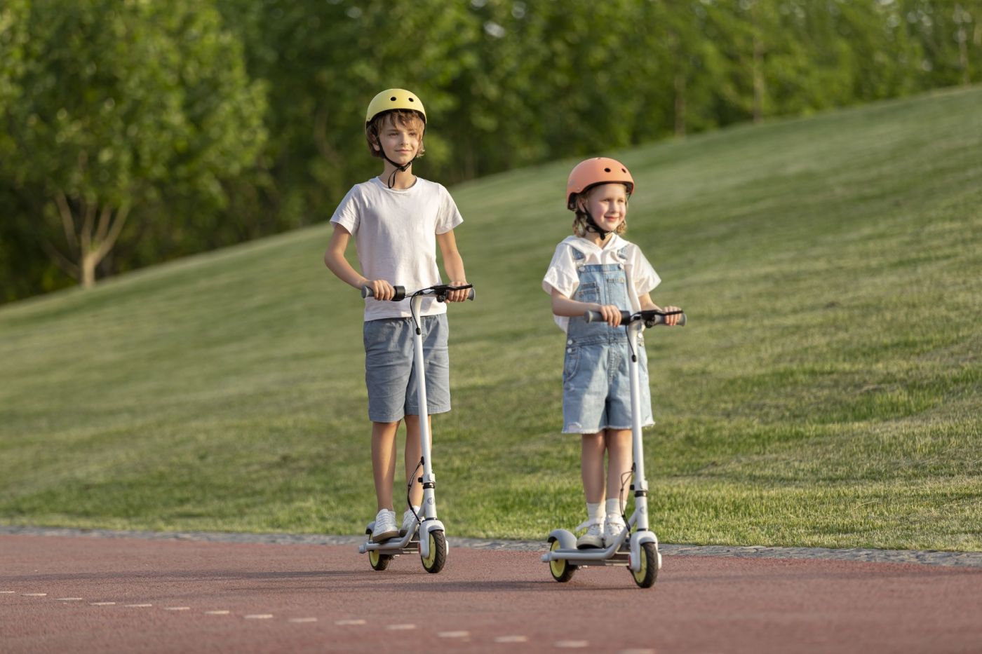 NINEBOT EKICKSCOOTER ZING C10