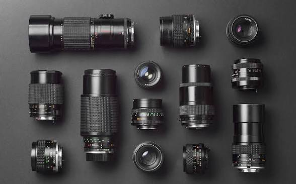 Lens